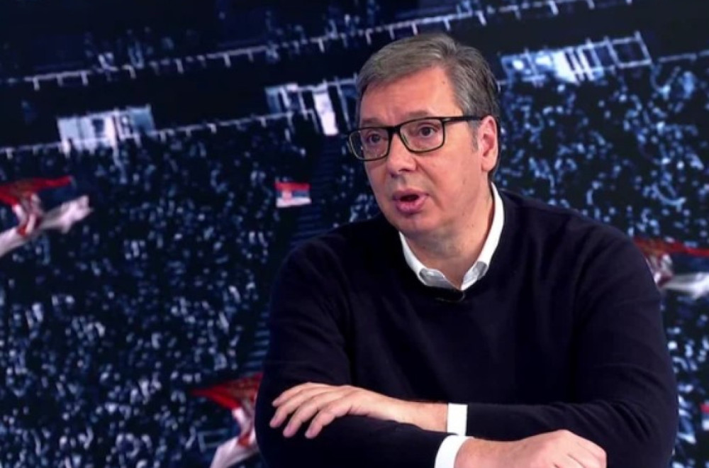 Vučić: Imamo snimke, Miša Bačulov prolazi pored nadstrešnice pre nego što je pala