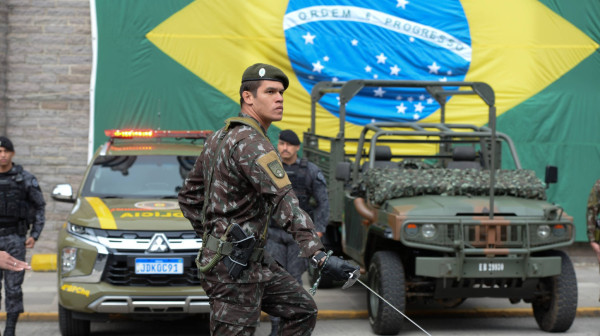 Brazil napadnut: Hakovani vojni sistemi