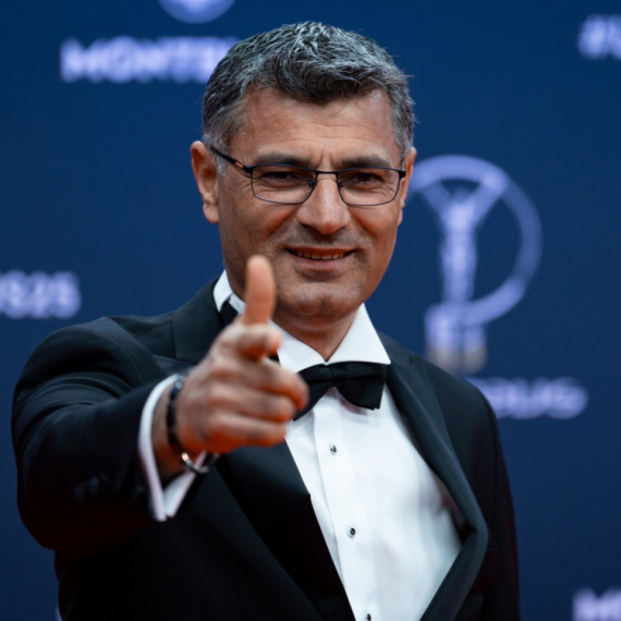 Turski "Džejms Bond" opet oduševio – sa rukom u džepu postao prvak Evrope VIDEO