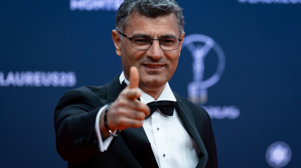 Turski "Džejms Bond" opet oduševio – sa rukom u džepu postao prvak Evrope VIDEO