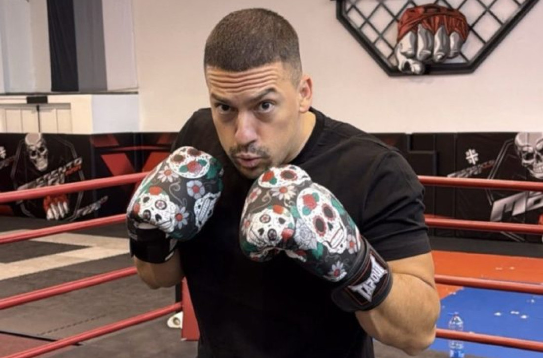 Bogdan Ilić posetio najveći borilački centar u regionu; Poznati influenser u neočekivanom okruženju FOTO/VIDEO