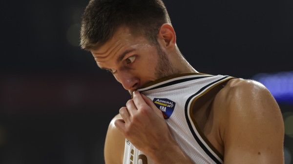 Silovit start Dubaija u ABA: Dabl-dabl Bejkona, solidan i Petrušev