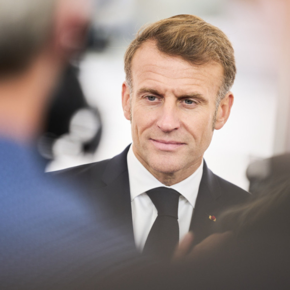 Makron zatražio pregovore