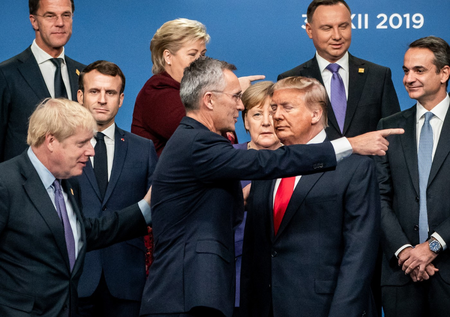 NATO je mrtav; Tramp: Ja odlazim; Poruka Hrvatima: Mora da se osećate bedno; Hajde Angela...