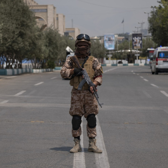 Izveden "antirevolucionarni" napad; Ubijena dva vojnika