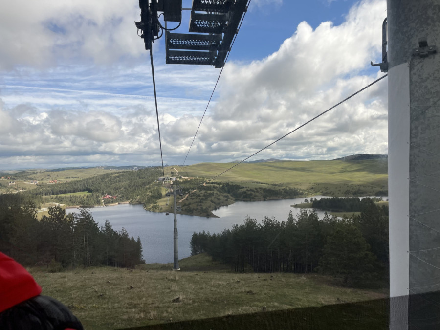 Srpski biser: Zlatiboru nema ravnog, ubedljivo najposećenija destinacija FOTO