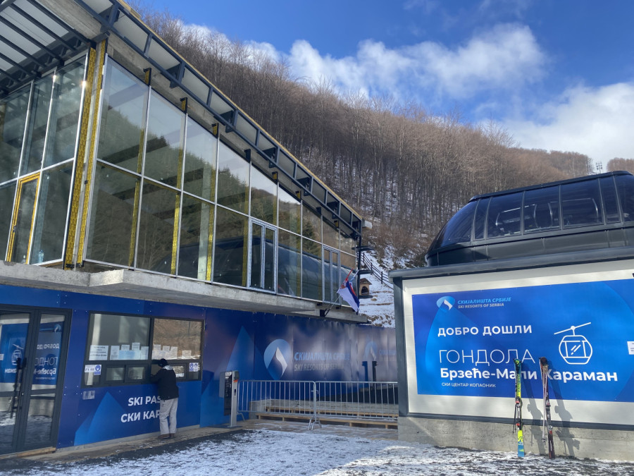 Kopaonik se zabeleo pred raspust: Kapaciteti popunjeni, a ove informacije sve zanimaju VIDEO