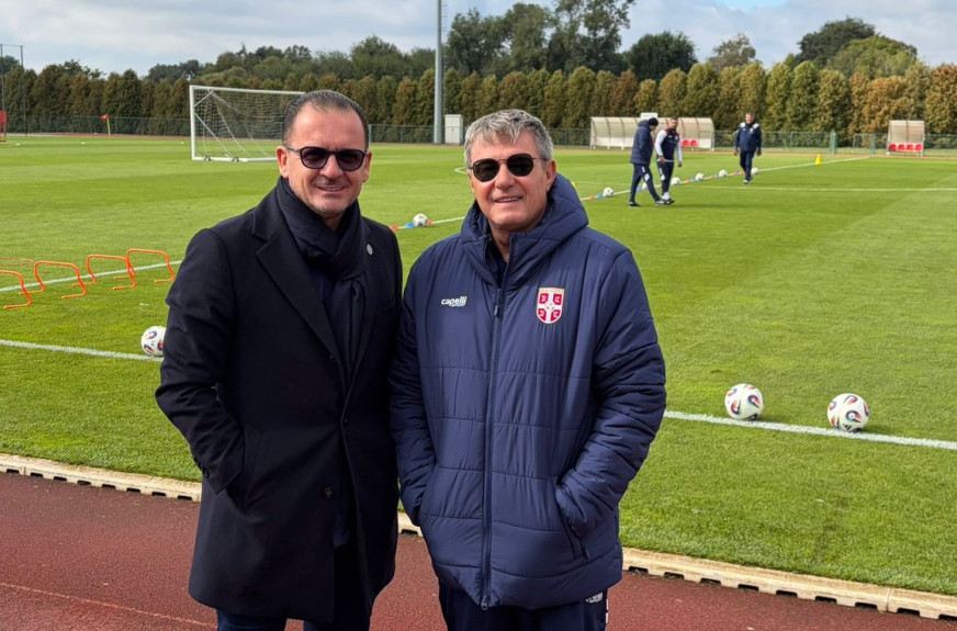 Mijatović u poseti "orlovima" i Piksiju pred Albaniju FOTO