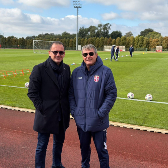 Mijatović u poseti "orlovima" i Piksiju pred Albaniju FOTO