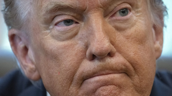 Trampe, pazi šta radiš, jer ako napadneš... Opasna poruka upozorenja