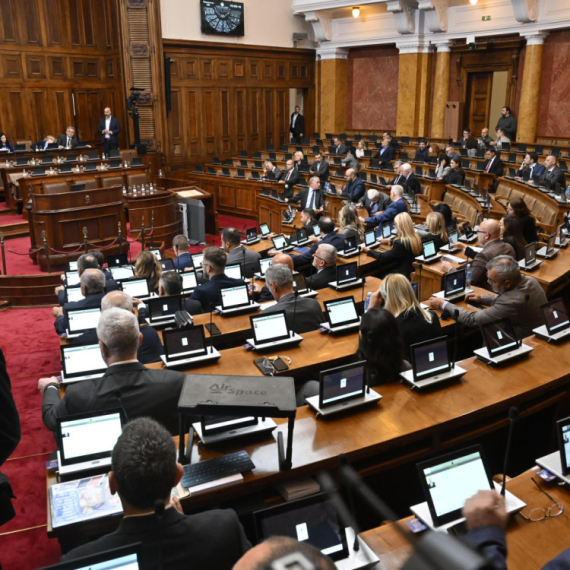 Završena prva sednica jesenjeg zasedanja; Među 47 tačaka i predlog zakona o legalizaciji FOTO/VIDEO