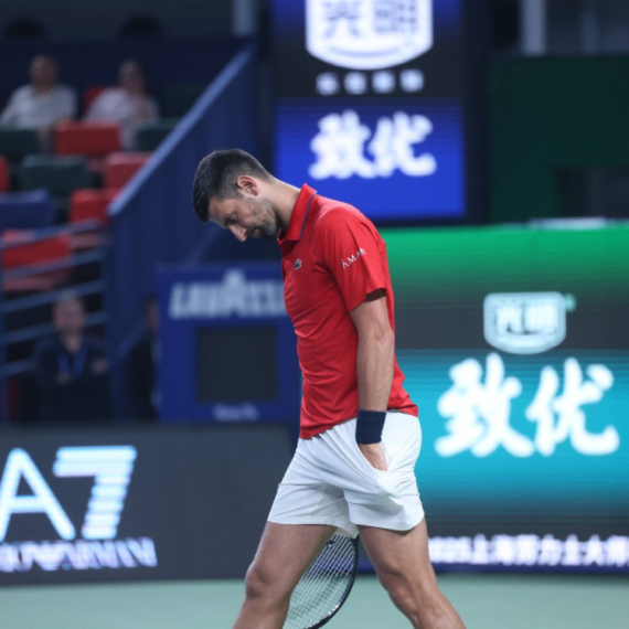 Novi problemi za Đokovića u Šangaju FOTO