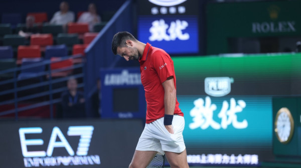 Novi problemi za Đokovića u Šangaju FOTO