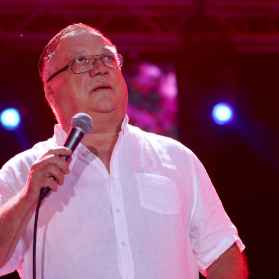 "Srbi su obožavali kad zapevam": Ovako je Bešlić govorio o posebnim momentima