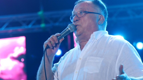 S Halidovim hitovima još nije gotovo: Uskoro nove Bešlićeve pesme