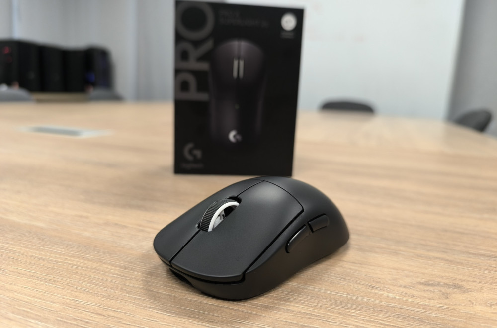 Neograničena moć u kompaktnom pakovanju: Logitech G ProX Superlight 2c