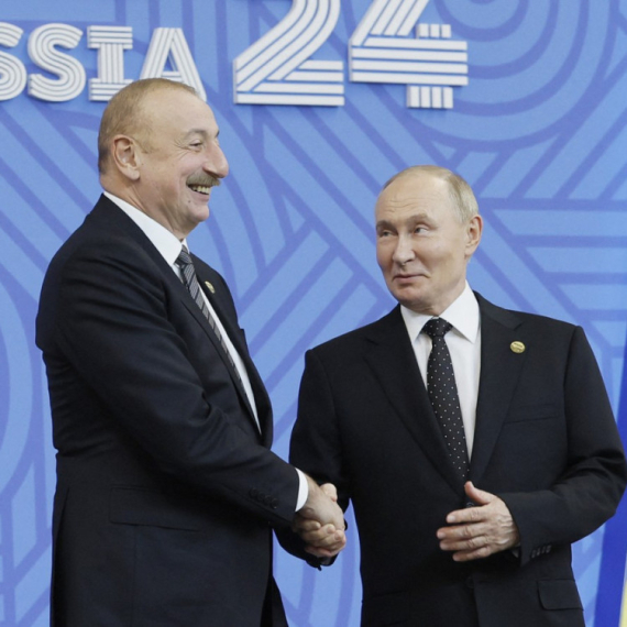 Uprkos tenzijama, Alijev čestitao Putinu rođendan