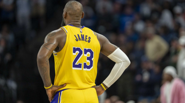 Čeka se odluka Lebrona Džejmsa – to samo on zna