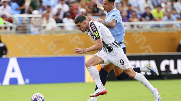 "Vlahović mora da bude starter!"