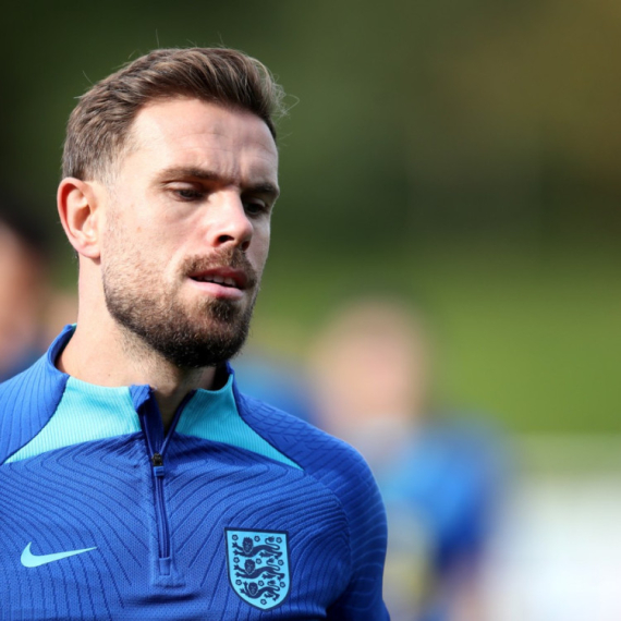 Henderson se kaje zbog potere za saudijskim dolarima