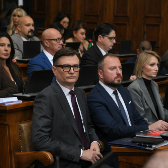 U Skupštini odjeknula istina; Jovanov opoziciji: Srbija koju biste vi vodili nikada ne bi mogla da uđe u EU