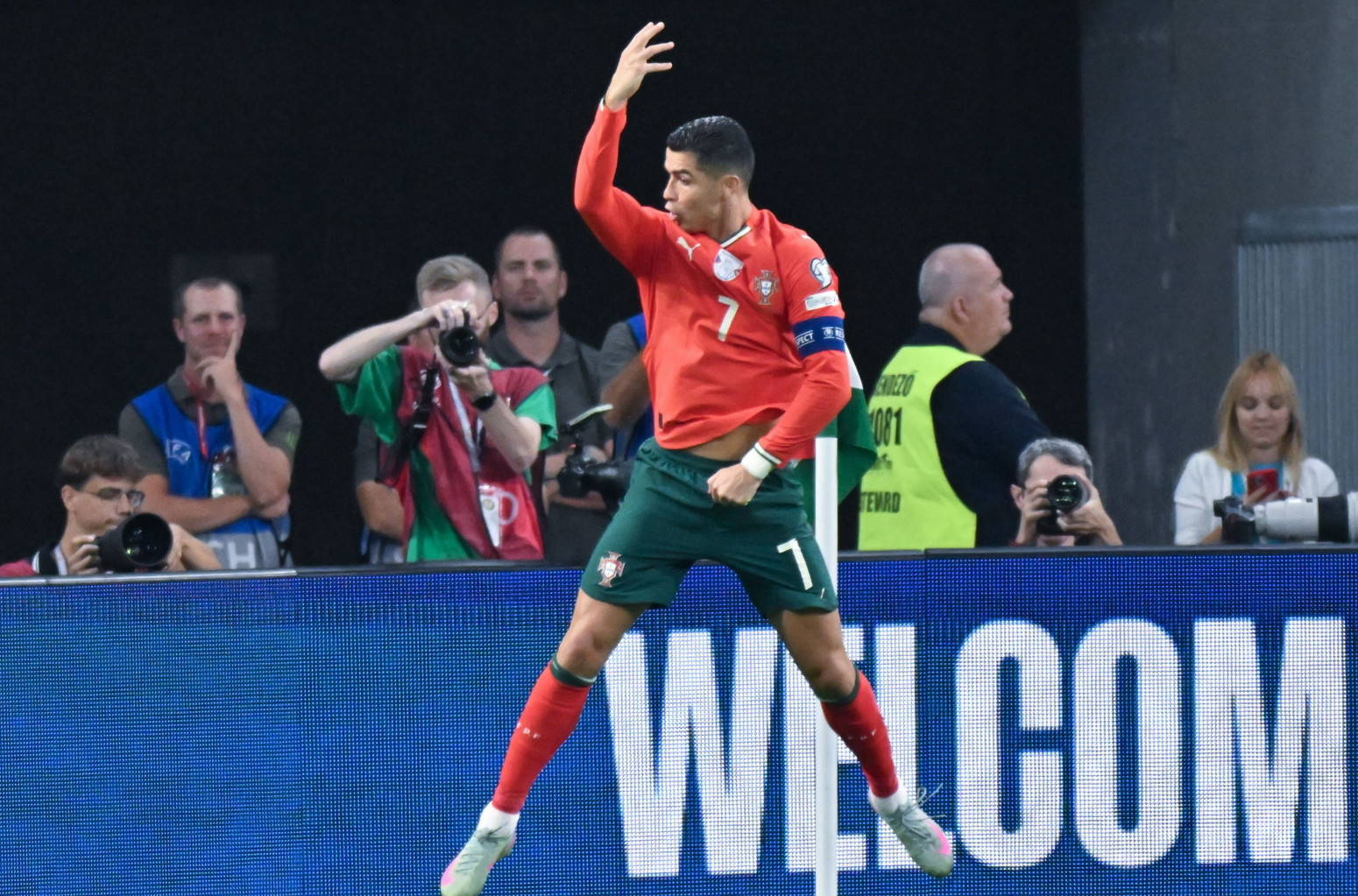 Ronaldo: "Porodica mi kaže da stanem, ali želim 1.000 golova"