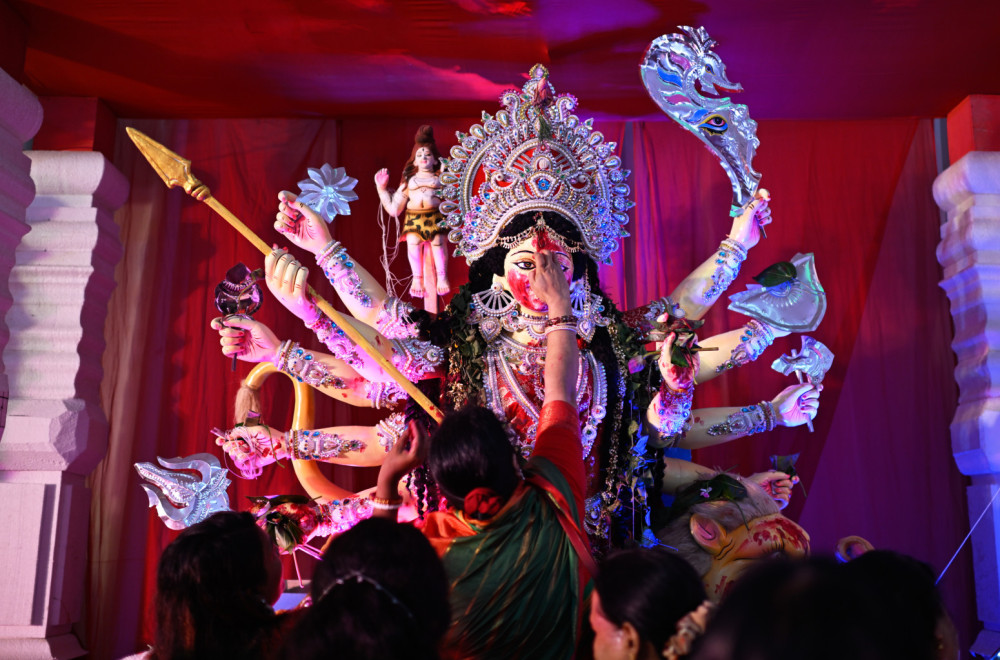 "Identitet demona bio je strogo čuvana tajna"; Sada je otkriven i to je Tramp FOTO/VIDEO