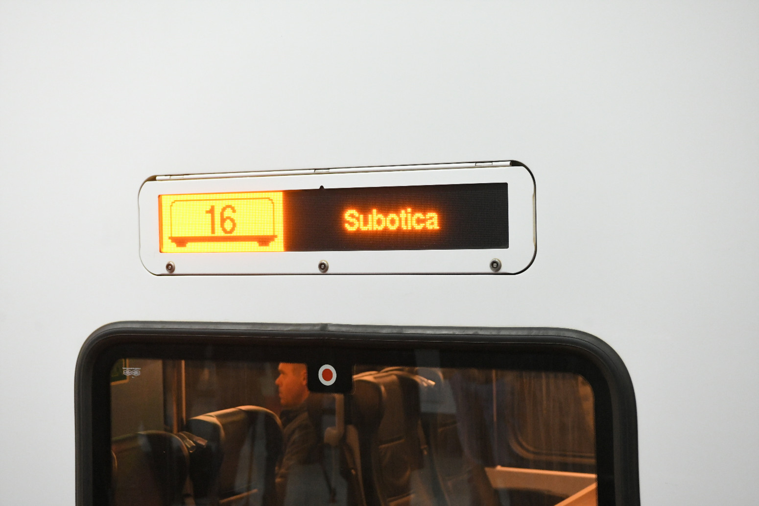 Otvorena brza pruga Beograd–Subotica: Pogledajte red vožnje i cene karata