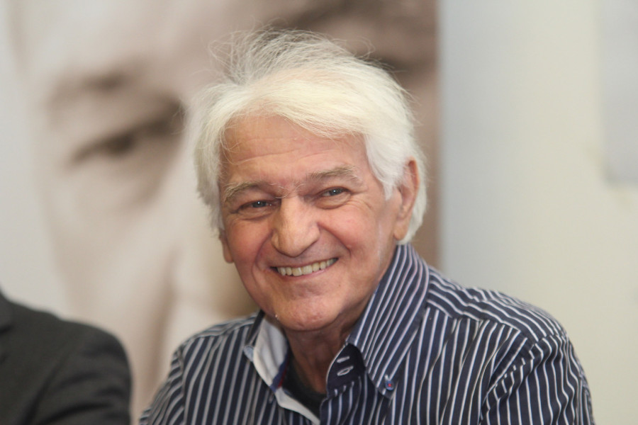 Evo pored kog pevača je sahranjen Halid: Bili su kao braća, a jedna želja im je ostala neostvarena