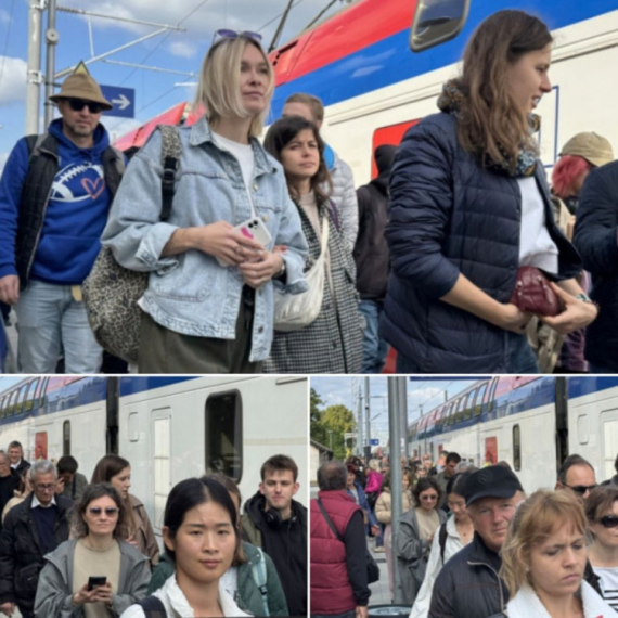 Građani oduševljeni brzom prugom Beograd–Subotica: "Vožnja je veoma udobna, brže je nego kolima" FOTO