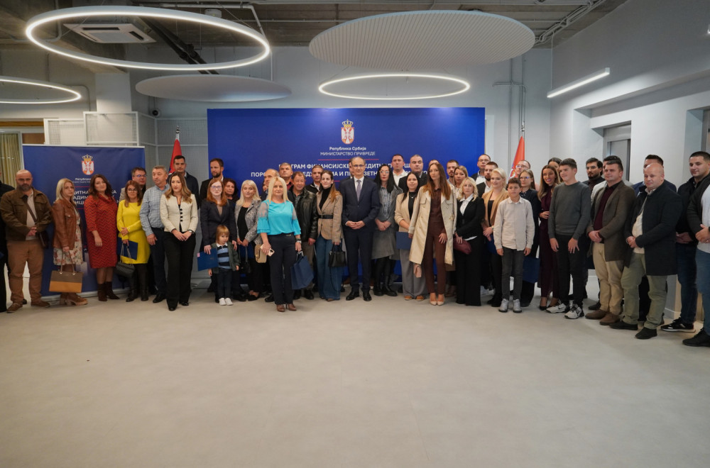 Više od 300 prijava; Ministarka privrede uručila preduzetnicima rešenja o subvencijama: Država je uvek uz vas