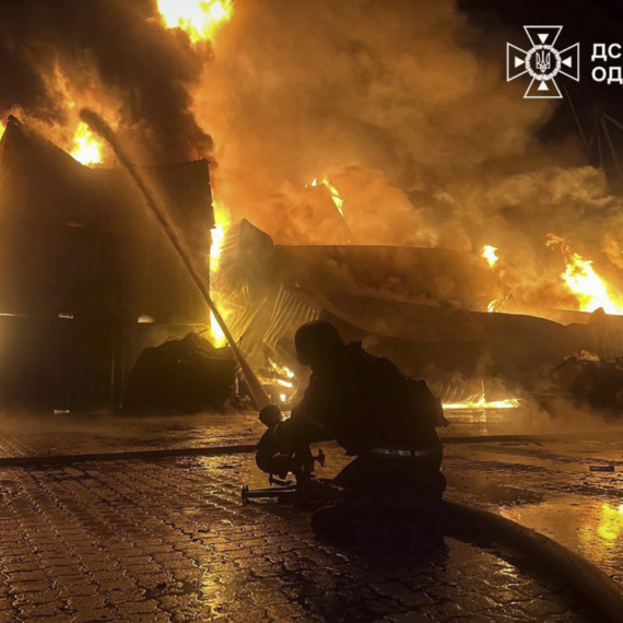 Rat – dan 1.346: Rusi napali, snažno; Proglašena uzbuna u Kijevu; Ukrajinski vojnici se predaju