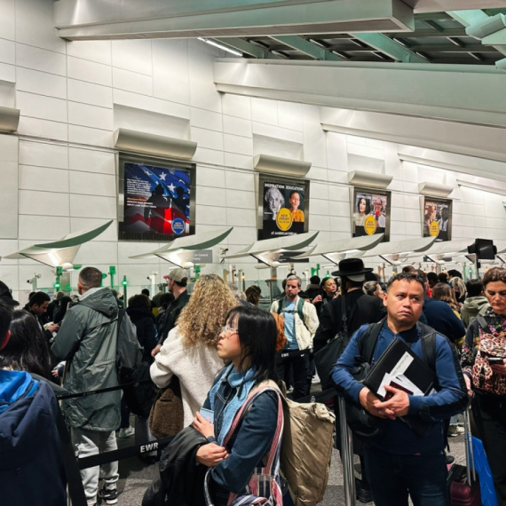 Američki aerodromi u haosu: Svi letovi odloženi