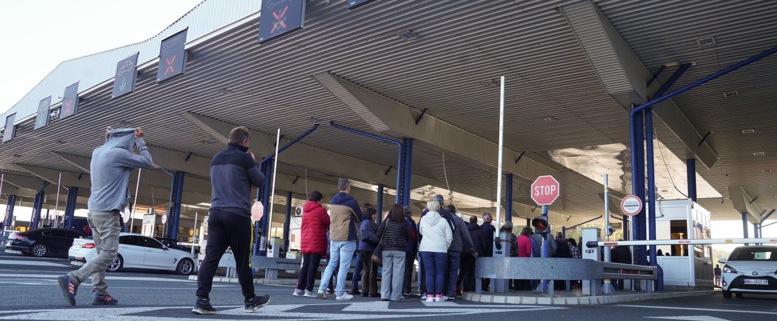 Putnici o novom sistemu ulaska u EU: "Katastrofa" FOTO/VIDEO