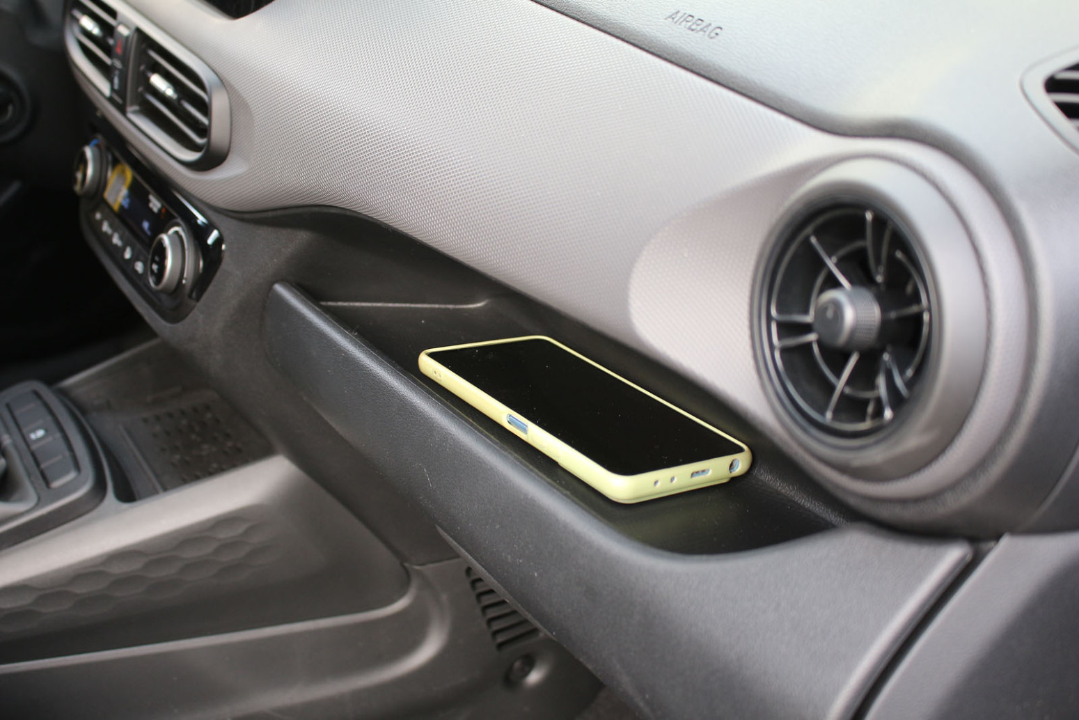 Test: Hyundai i10 – karting za petoro