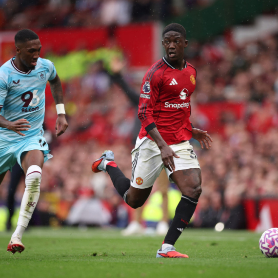 Napoli bi ponovo da pazari u Mančesteru