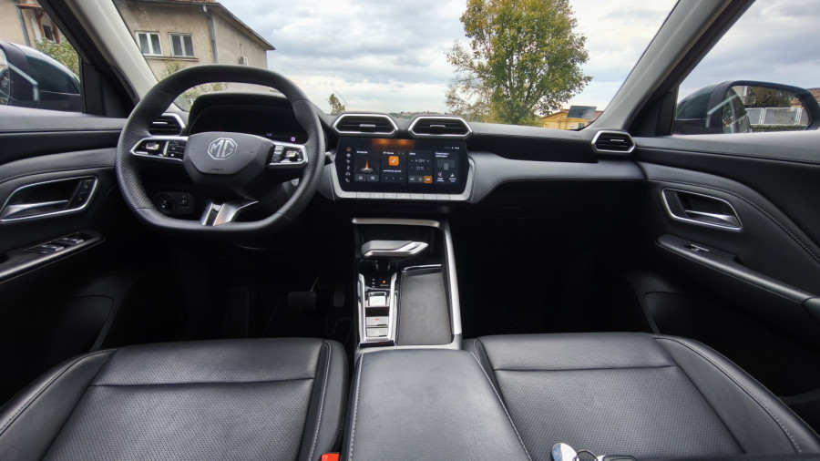 Vozili smo: MG ZS Hybrid – kad 200 konja galopira gradom