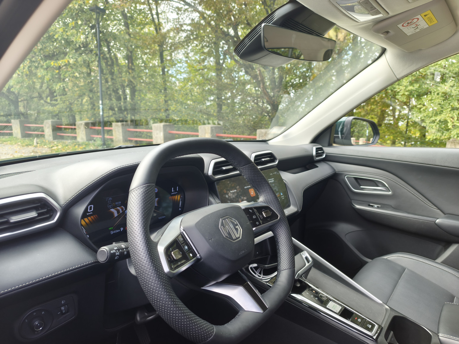 Vozili smo: MG ZS Hybrid – kad 200 konja galopira gradom