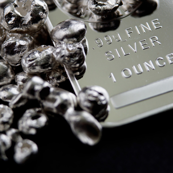 Cena srebra oborila rekord