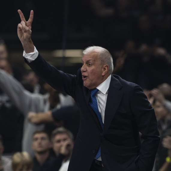 Obradović: "Svi bismo tada završili u Palmotićevoj..."; "Dvojica igrača imaju probleme"