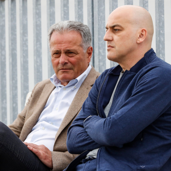 Srbin čuva bisera Grčke: "Odbili smo 40.000.000 evra"