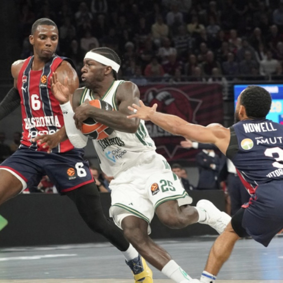 PAO ispustio +17, ali je Nan brži od sirene! VIDEO