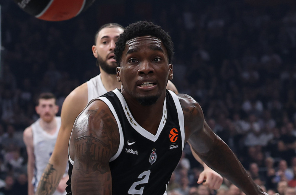 Milton o padu u igri: "To je košarka" VIDEO