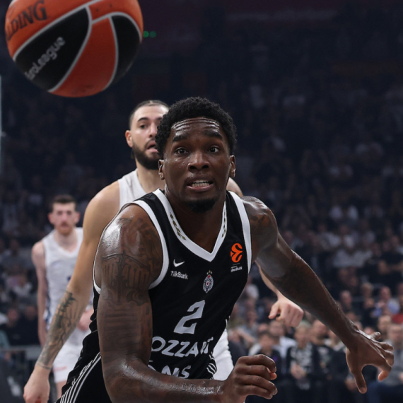 Milton o padu u igri: "To je košarka" VIDEO