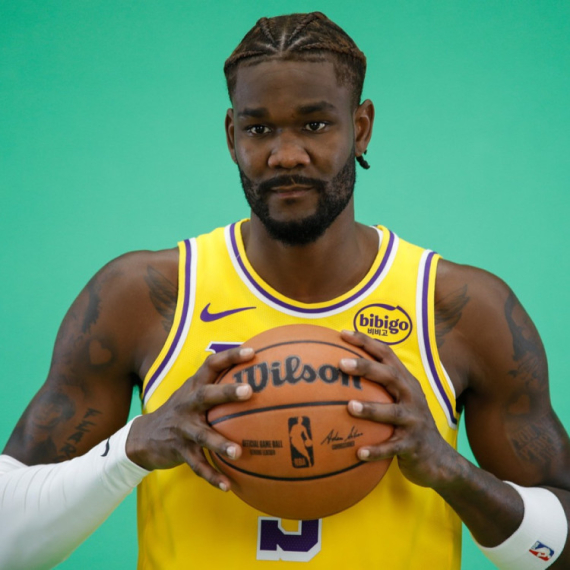 Ejton zabrinuo navijače Lejkersa odgovorom o Dončiću i Lebronu