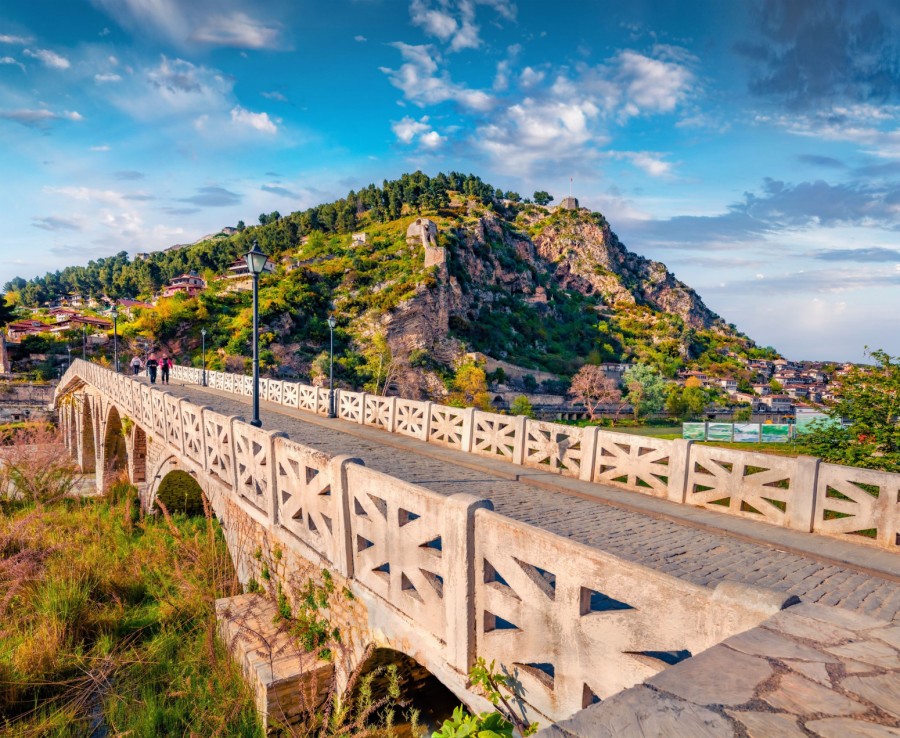 Izbegnite gužve na granicama: Za ove destinacije van Srbije vam pasoš ne treba i nema uzimanja podataka FOTO