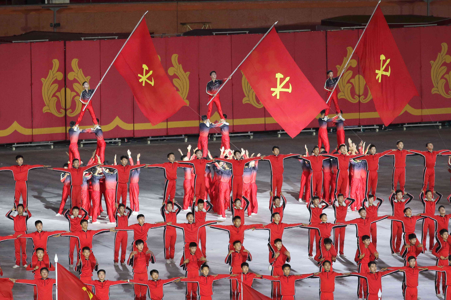 Doktor vojnih parada za večeras sprema spektakl? FOTO