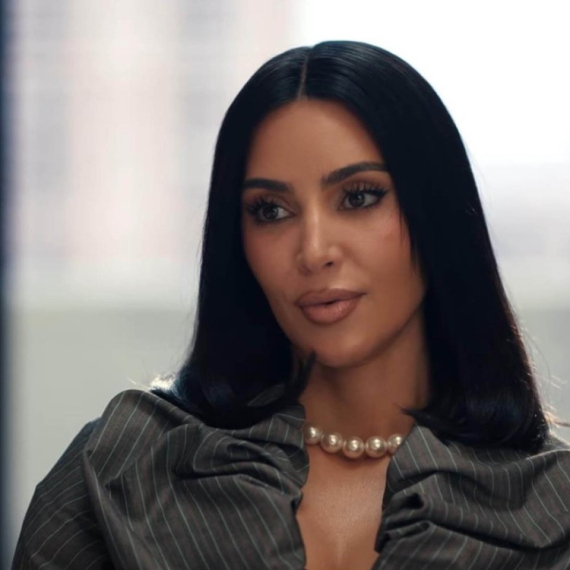 Kim Kardašijan glumi u novoj seriji o opasnim advokaticama VIDEO