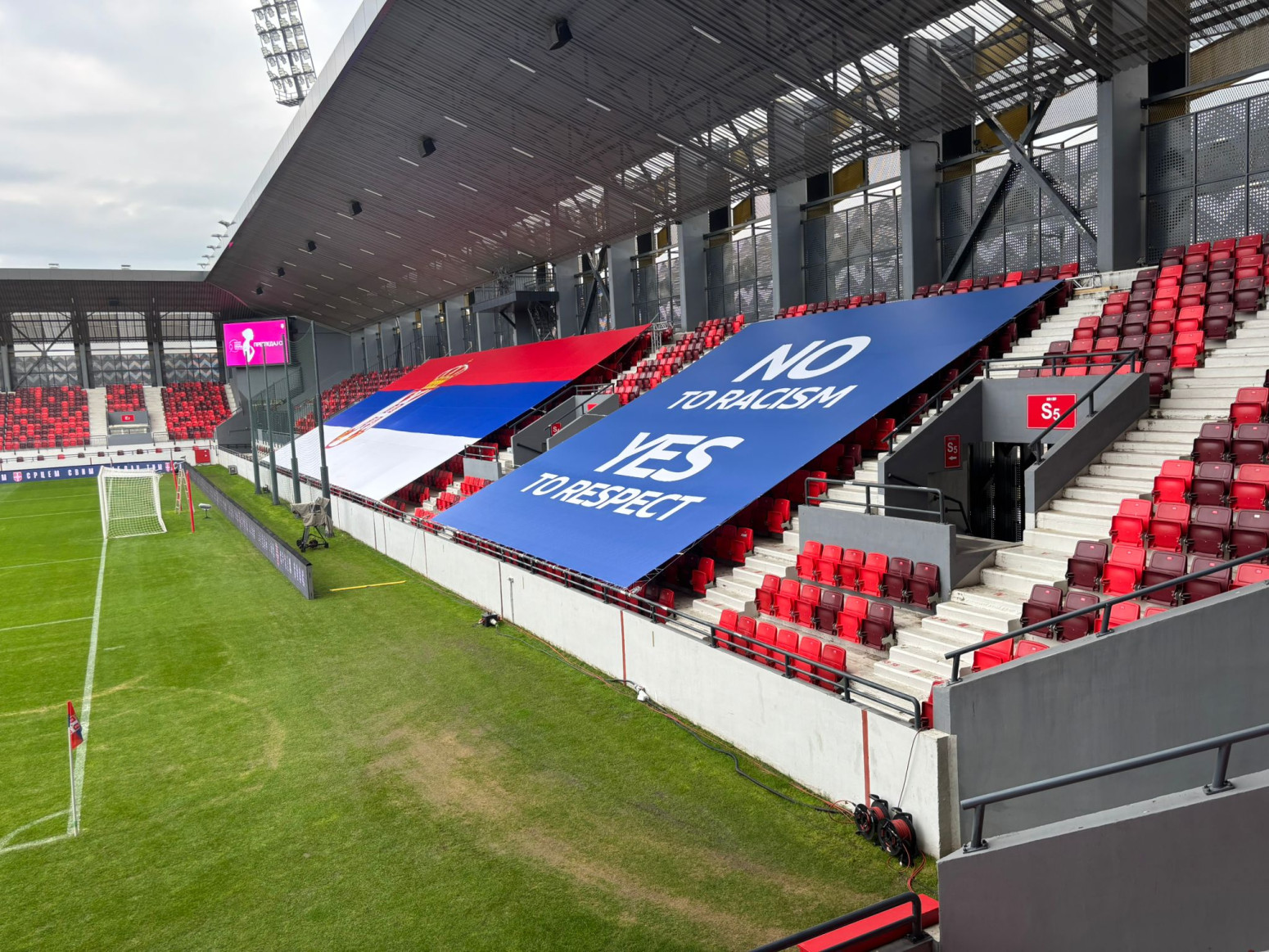 B92.sport u Leskovcu: Ove tribine će biti prazne na Srbija – Albanija FOTO