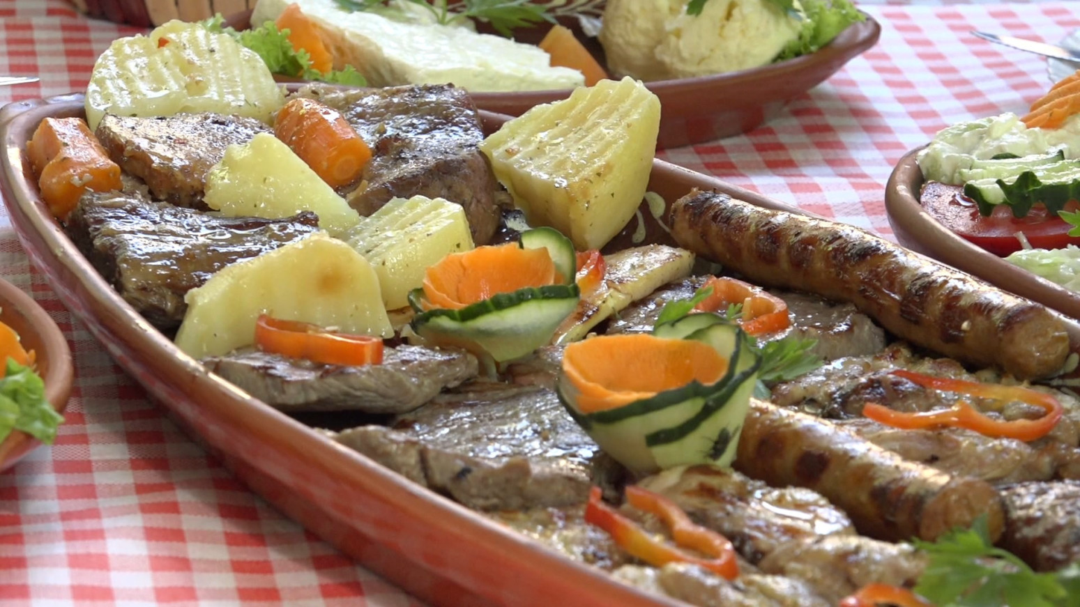 Sa Pešteri se ne odlazi gladan – ni dušom ni stomakom FOTO/VIDEO